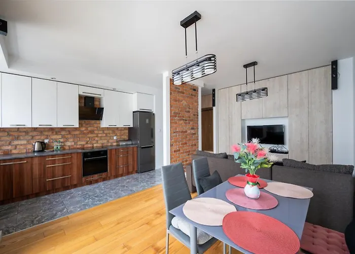 Stacja Nowy Ursus Comfort 公寓 华沙